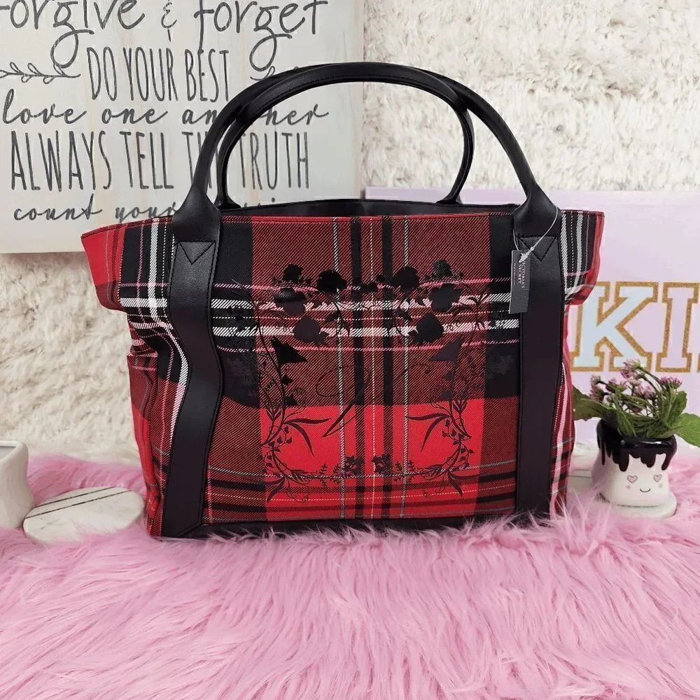 NWT {Victoria's Secret} Black Red Weekender Tote: Stylish Travel NWT